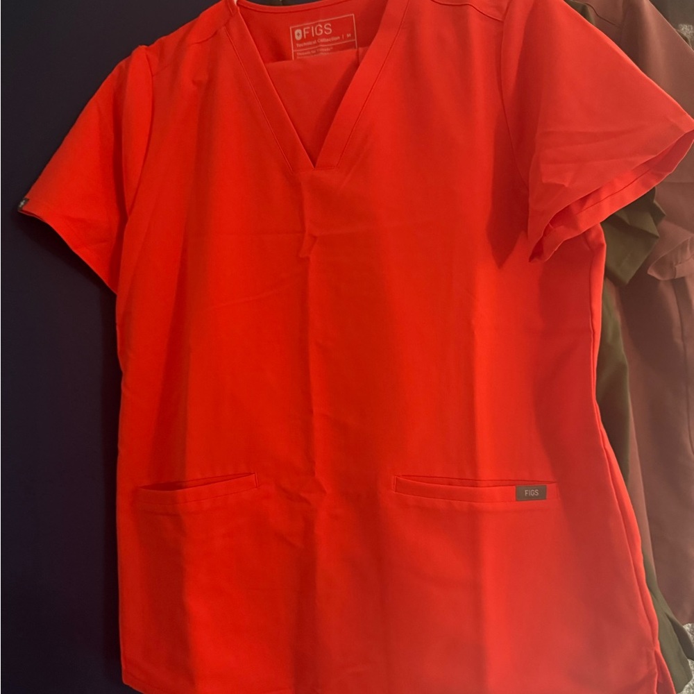 Figs Vivid Red Scrub Top